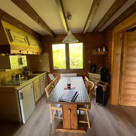 Σαλέ Entier, Vue Panoramique, Ruisseau Et Sauna.
