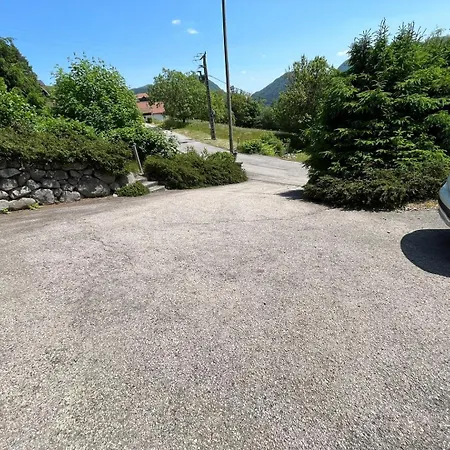 Σαλέ Entier, Vue Panoramique, Ruisseau Et Sauna.