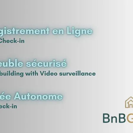 Chalé Entier, Vue Panoramique, Ruisseau Et Sauna. *