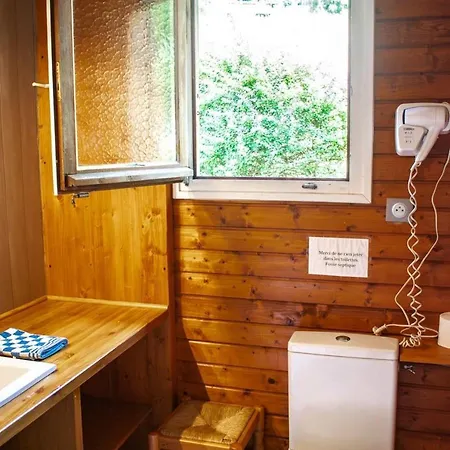 Entier, Vue Panoramique, Ruisseau Et Sauna. Bussang