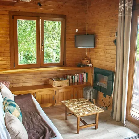 Σαλέ Entier, Vue Panoramique, Ruisseau Et Sauna.