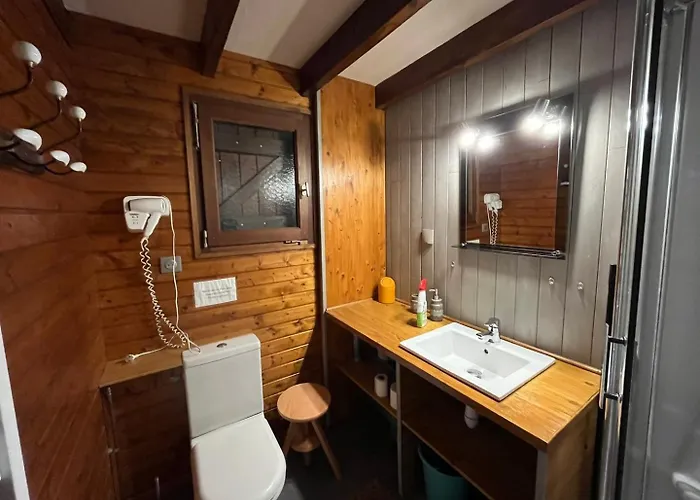 Entier, Vue Panoramique, Ruisseau Et Sauna. Chalet Bussang